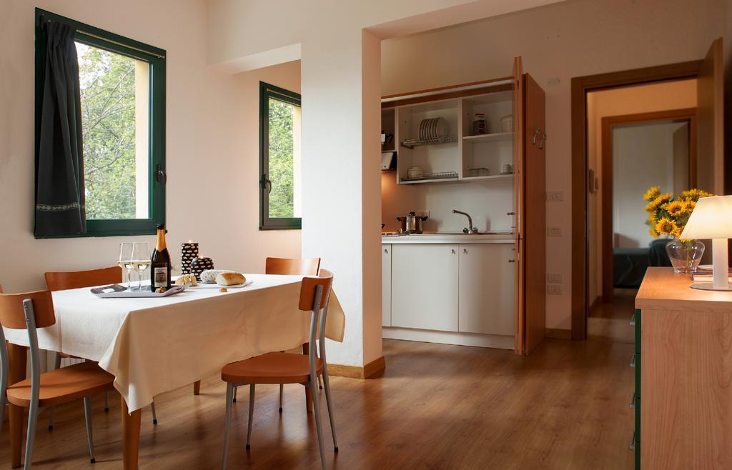 Residence Miravalle & Stella Alpina Valdobbiadene Pokoj fotografie